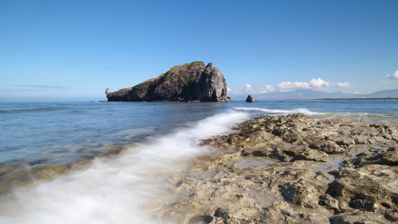 Zambales Beach Escape — photo 4